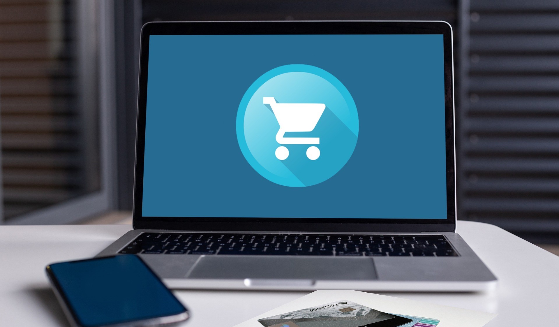 SaaS, On-premise, Open Source: Welche Art von Shopsystem passt zu Ihrem E-Commerce?